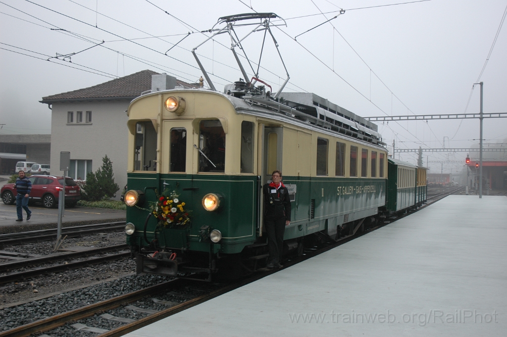 2983-0004-290913.jpg - SGA BCFeh 4/4 5 / Herisau 29.9.2013