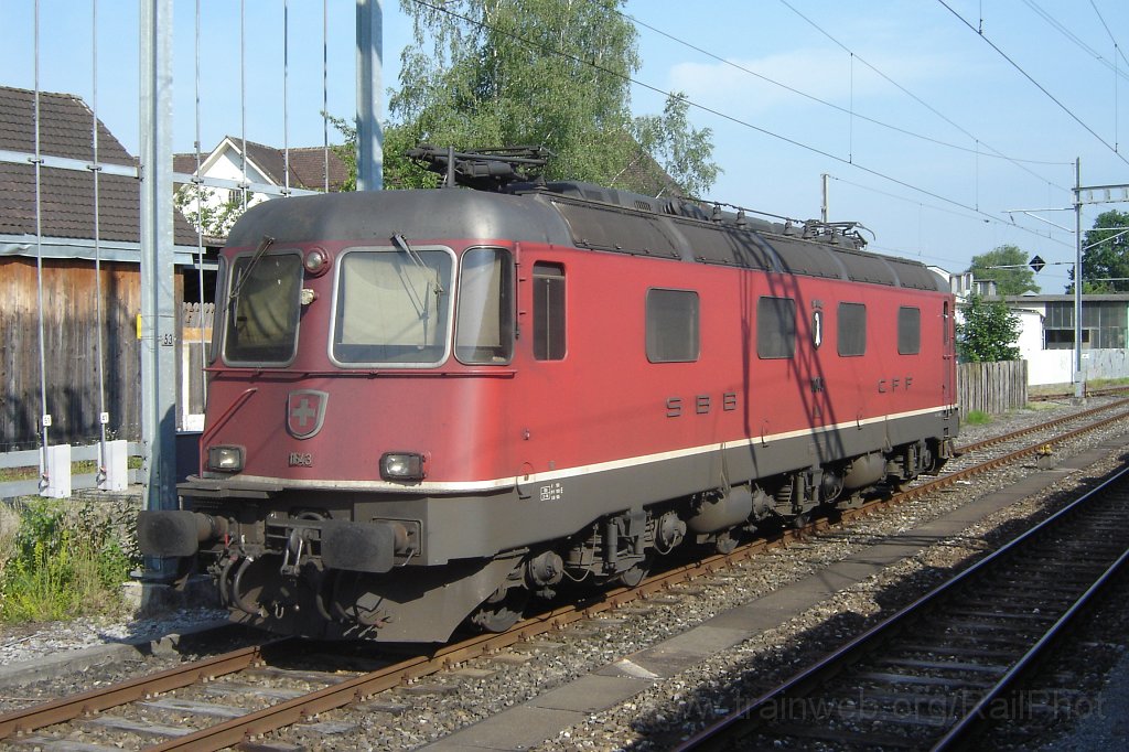 1063-0007-240605.jpg - SBB-CFF Re 6/6 11643 «Laufen» / Hinwil 24.6.2005