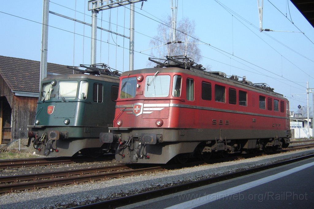 1291-0026-160307.jpg - SBB-CFF Ae 6/6 11423 «Valais» + 11453 «Arth-Goldau» / Hinwil 16.3.2007