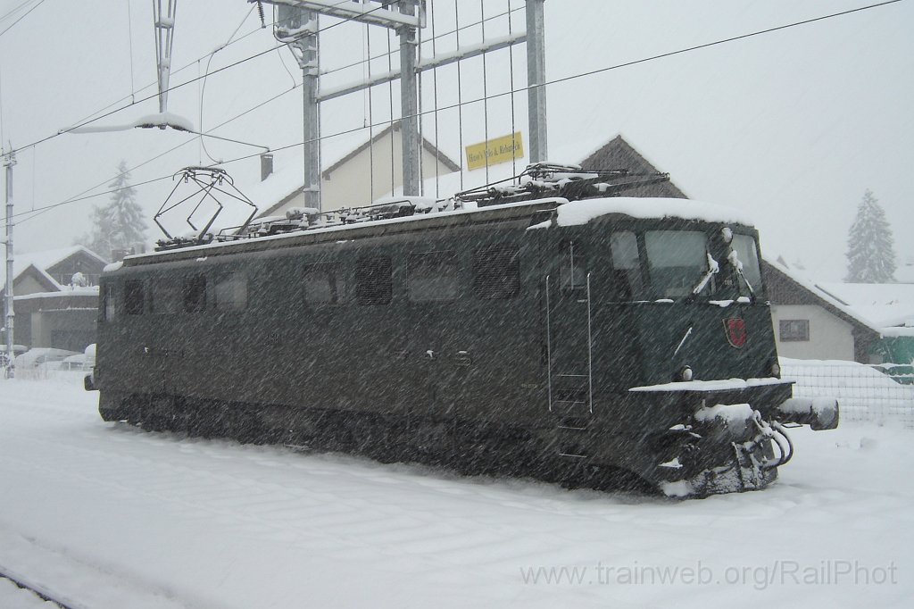 1293-0042-200307.jpg - SBB-CFF Ae 6/6 11518 «Flüelen» / Hinwil 20.3.2007