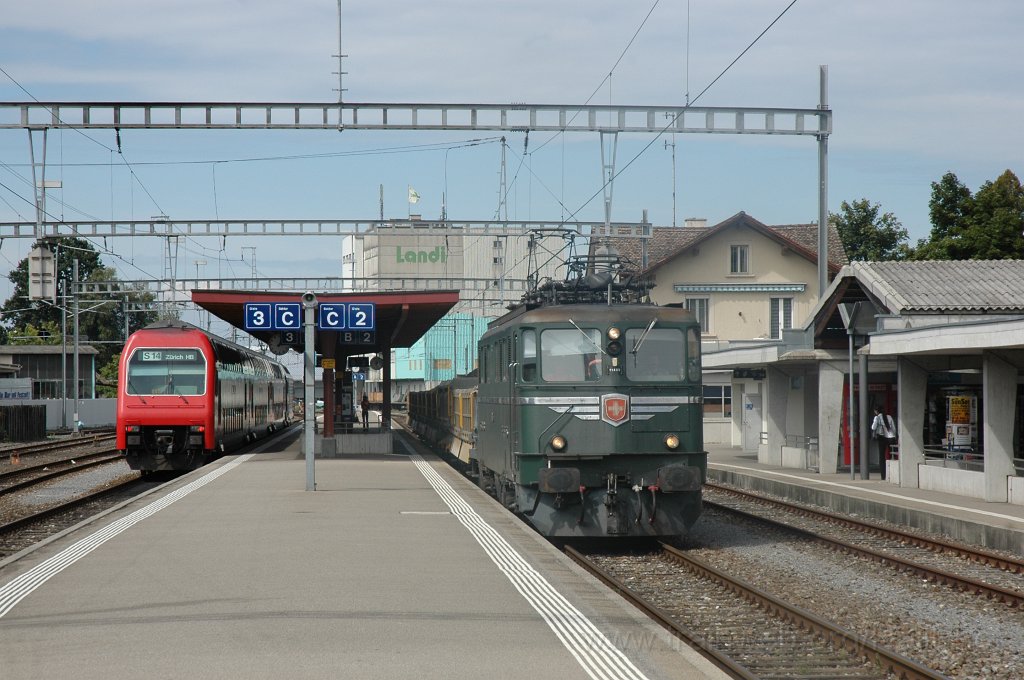 1541-0002-250808.jpg - SBB-CFF Ae 6/6 11405 «Nidwalden» / Hinwil 25.8.2008