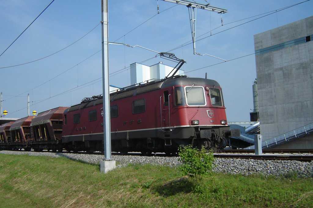 1060-0023-160605.jpg - SBB-CFF Re 6/6 11625 «Oensingen» / Hinwil (FBB) 16.6.2005