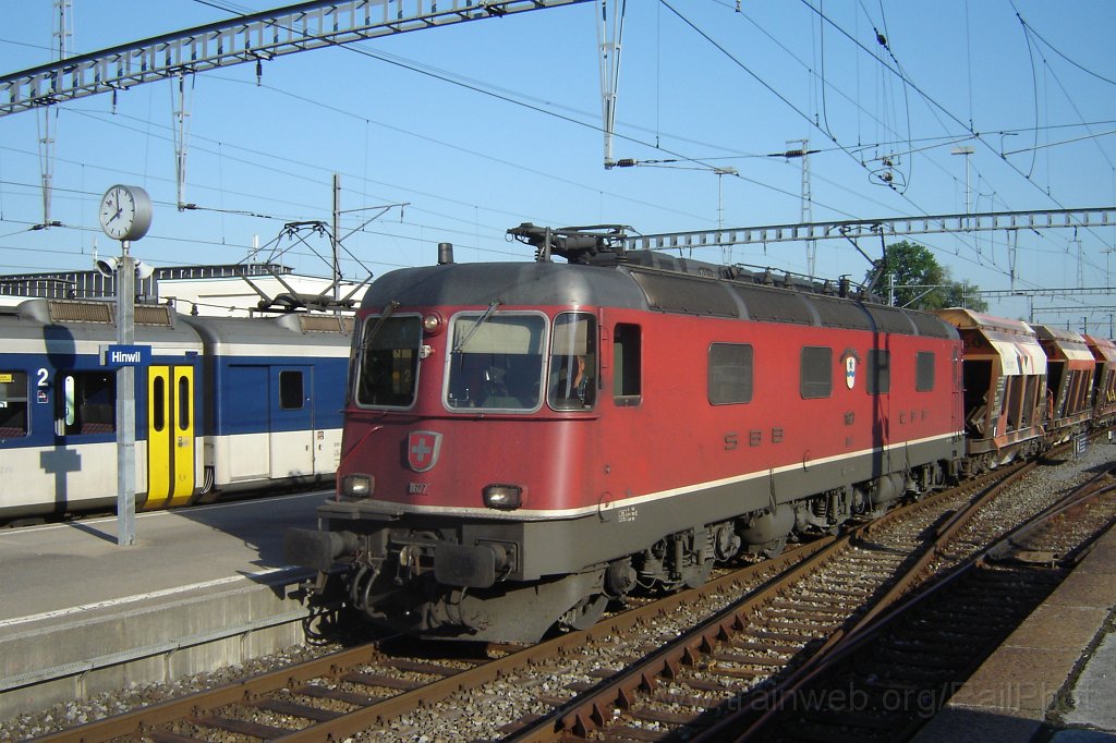 1062-0019-220605.jpg - SBB-CFF Re 6/6 11627 «Luterbach-Attisholz» / Hinwil 22.6.2005