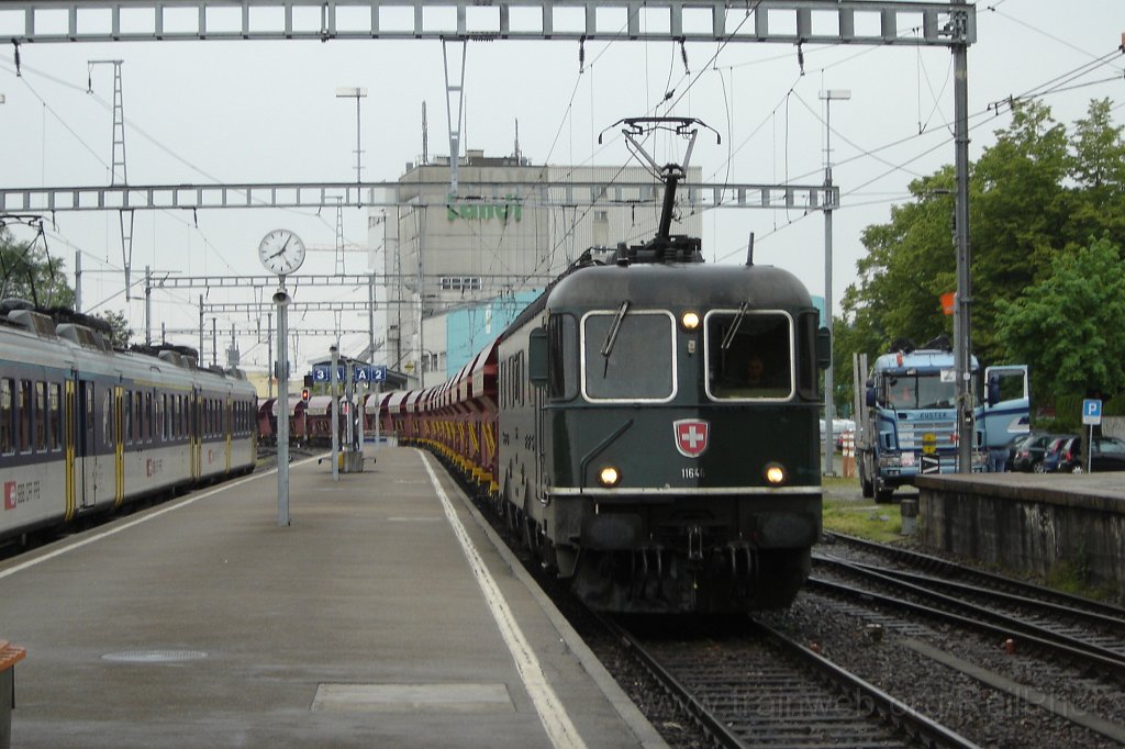 1185-0047-010606.jpg - SBB-CFF Re 6/6 11646 «Bussigny» / Hinwil 1.6.2006
