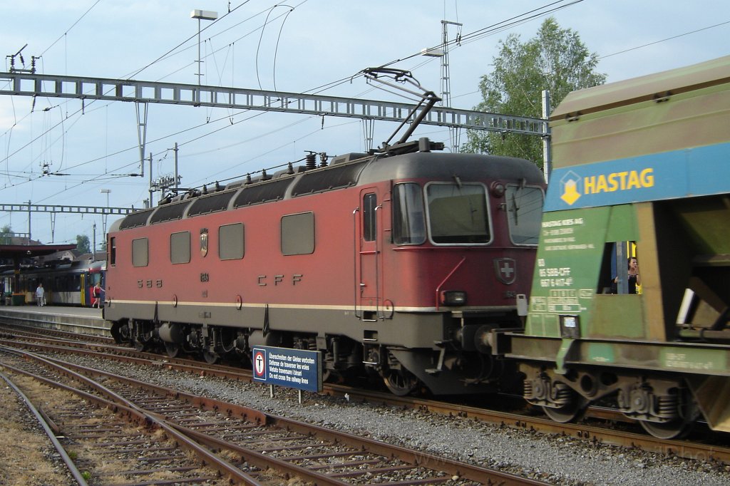 1200-0038-050706.jpg - SBB-CFF Re 6/6 11649 «Aarberg» / Hinwil 5.7.2006