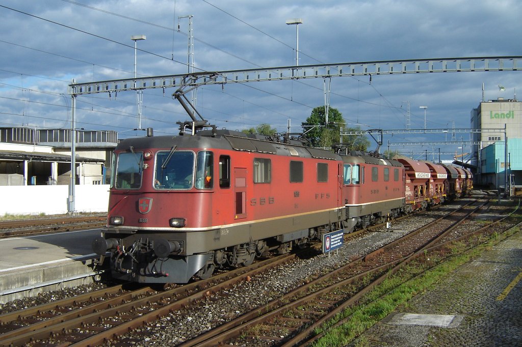 1364-0049-240707.jpg - SBB-CFF Re 4/4''' 11359 + Ref 4/4" 11175 / Hinwil 24.7.2007