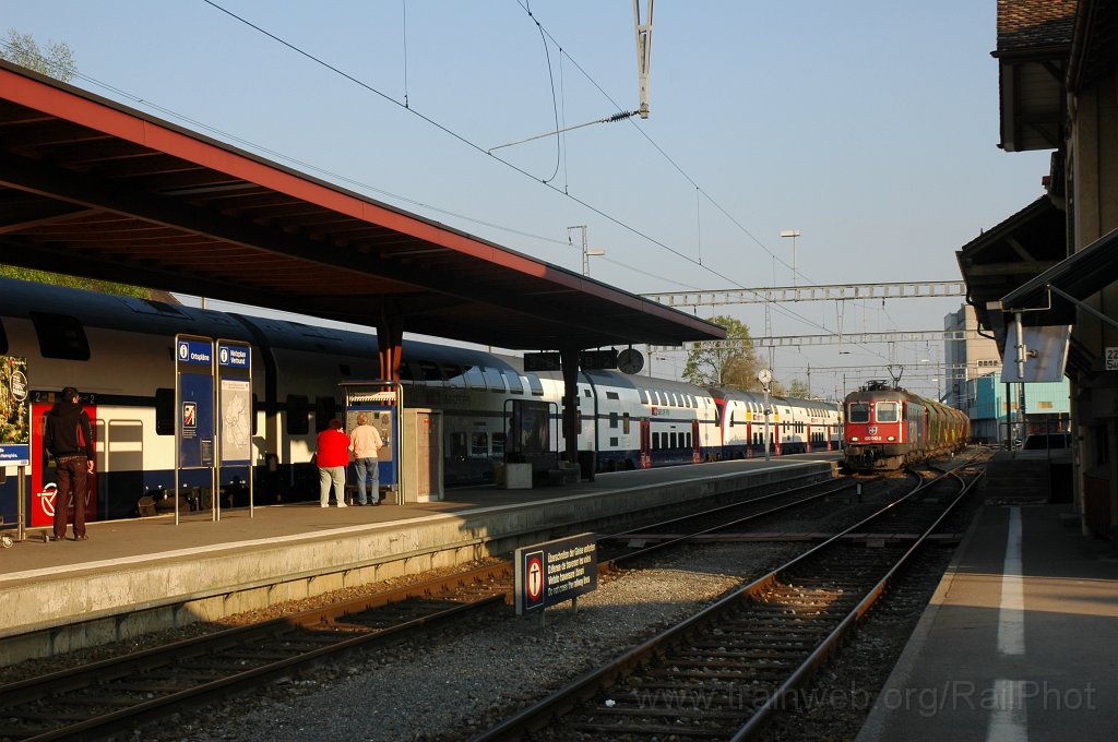 1655-0005-220409.jpg - SBB-CFF Re 620.042-2 «Monthey» / Hinwil 22.4.2009