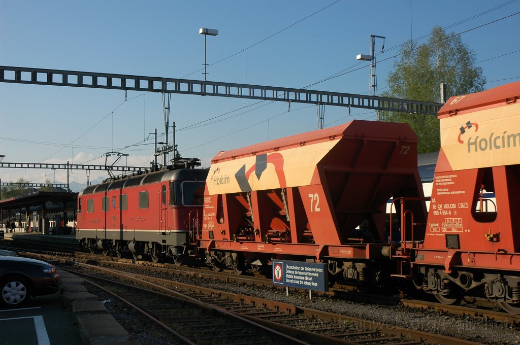 1655-0030-240409.jpg - SBB-CFF Re 6/6 11654 «Villeneuve» / Hinwil 24.4.2009