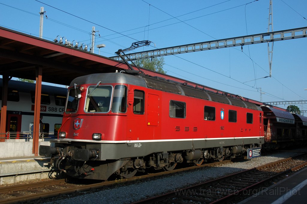 1689-0033-300609.jpg - SBB-CFF Re 6/6 11632 «Däniken» / Hinwil 30.6.2009