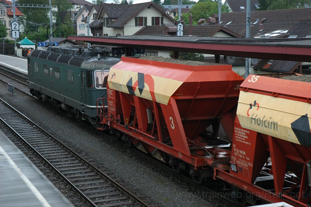 1882-0022-030610.jpg - SBB-CFF Re 6/6 11646 «Bussigny» / Hinwil 3.6.2010