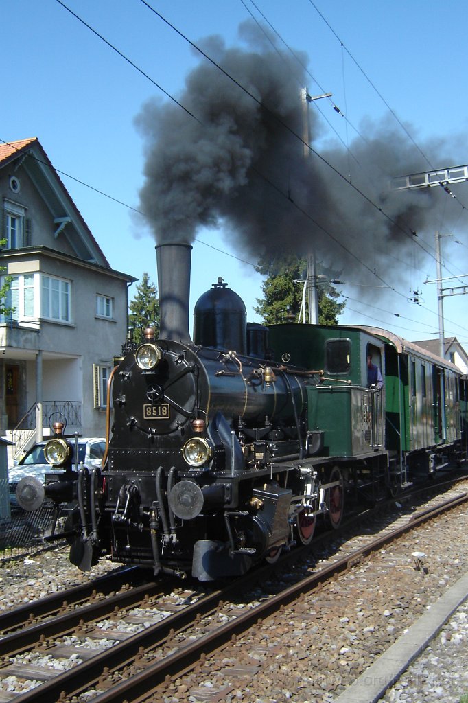 1043-0029-010505.jpg - DVZO E 3/3 8518 «Bäretswil» / Hinwil 1.5.2005