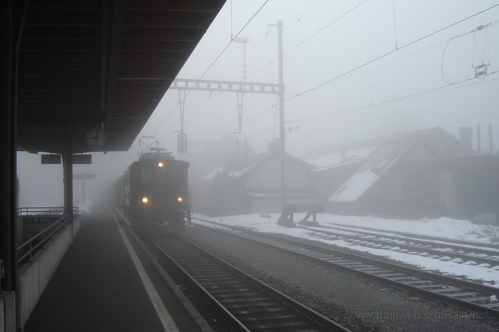 1137-0040-020206.jpg - DVZO Be 4/4 15 / Hinwil 2.2.2006