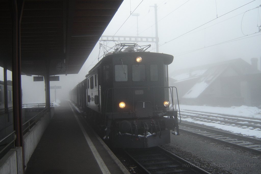 1137-0041-020206.jpg - DVZO Be 4/4 15 / Hinwil 2.2.2006