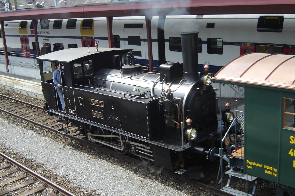 1473-0028-260408.jpg - DVZO Ed 3/3 4 «Schwyz» / Hinwil 26.4.2008