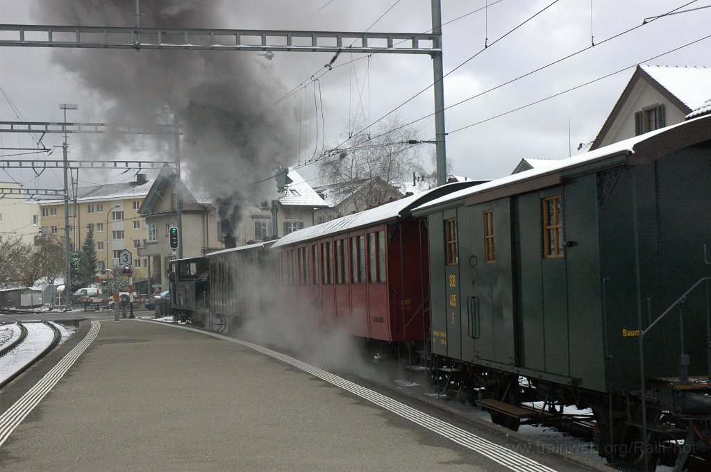 1590-0006-221108.jpg - DVZO Ec 3/3 4 «Schwyz» / Hinwil 22.11.2008