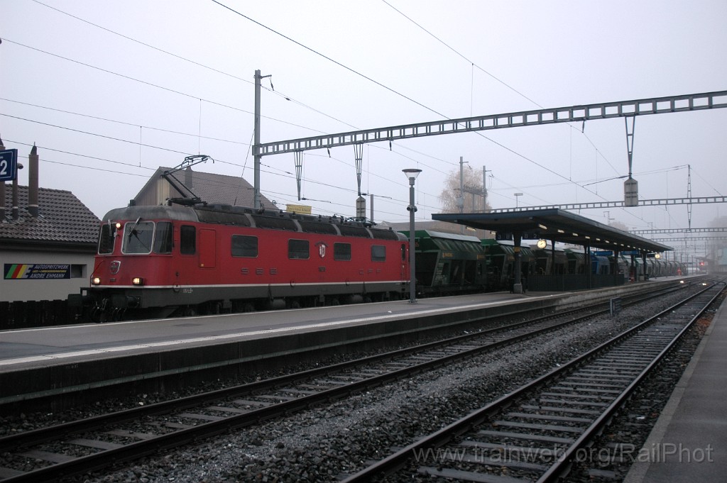 2673-0010-121112.jpg - SBB-CFF Re 6/6 11620 "Wangen bei Olten" / Hinwil 12.11.2012