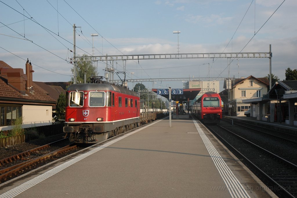 1552-0036-010908.jpg - Re 6/6 11677 «Neuhausen am Rheinfall» / Hinwil 1.9.2008
