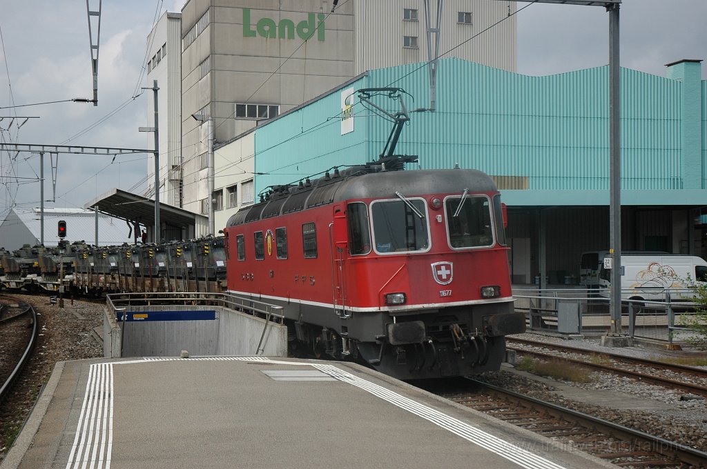 1553-0035-010908.jpg - Re 6/6 11677 «Neuhausen am Rheinfall» / Hinwil 1.9.2008