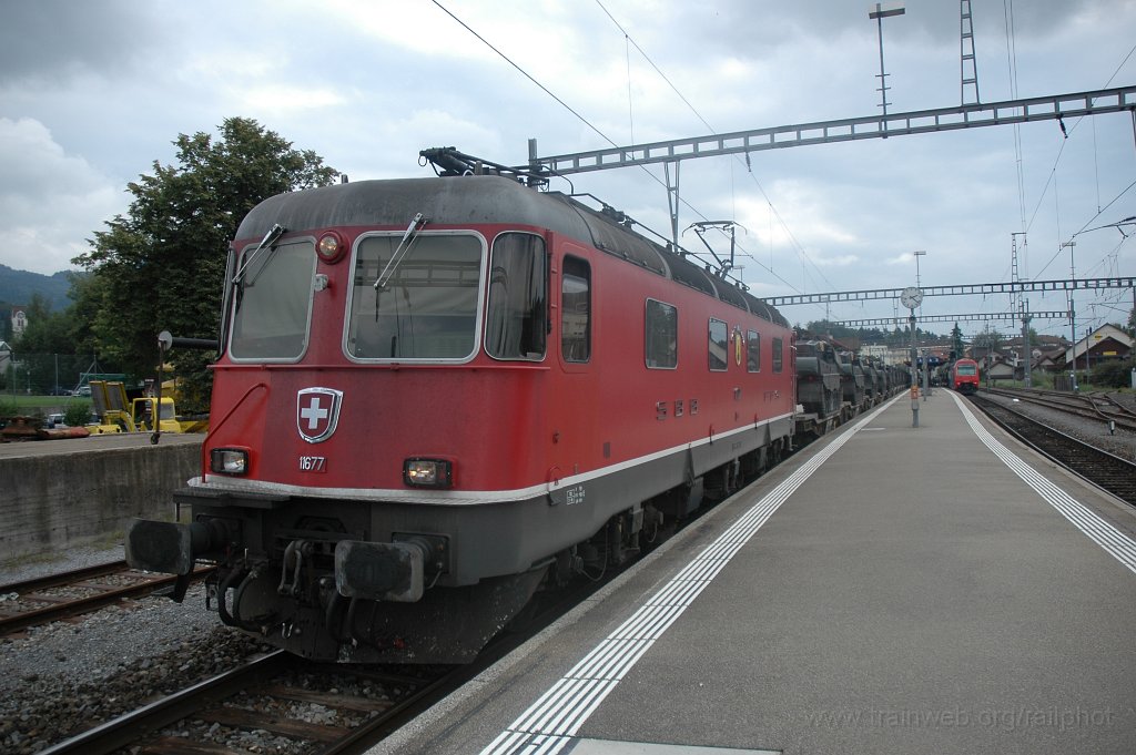 1554-0009-010908.jpg - Re 6/6 11677 «Neuhausen am Rheinfall» / Hinwil 1.9.2008