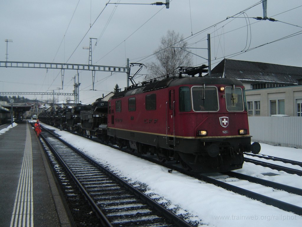 1625-0005-090309.jpg - Re 4/4" 11298 / Hinwil 9.3.2009