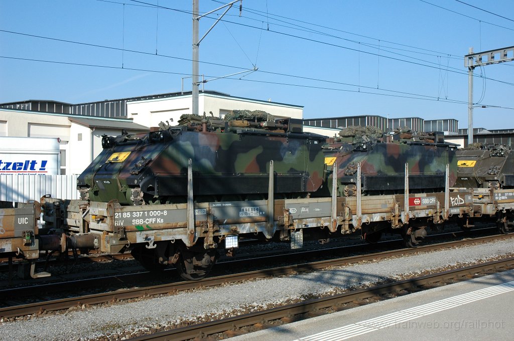 1648-0006-150409.jpg - SBB-CFF Ks 21 85 337 1 000-8 / Hinwil 15.4.2009