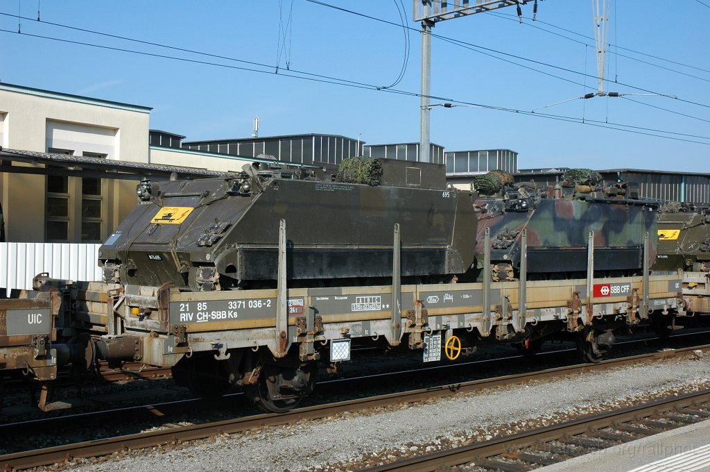 1648-0007-150409.jpg - SBB-CFF Ks 21 85 337 1 036-2 / Hinwil 15.4.2009