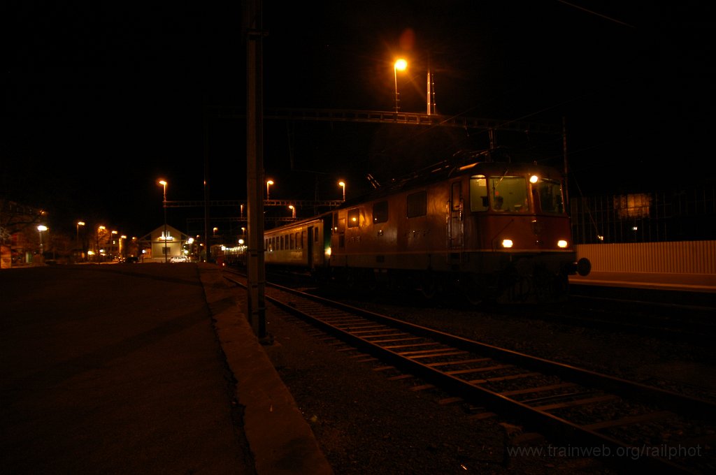 1840-0030-060410.jpg - SBB-CFF Re 4/4''' 11368 / Hinwil 6.4.2010