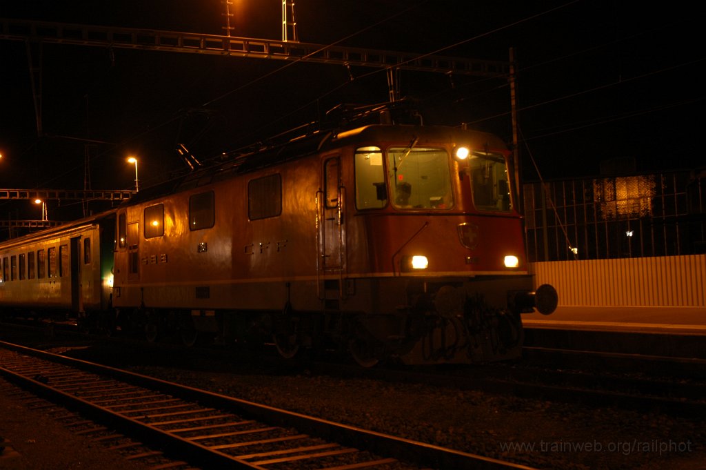 1840-0031-060410.jpg - SBB-CFF Re 4/4''' 11368 / Hinwil 6.4.2010