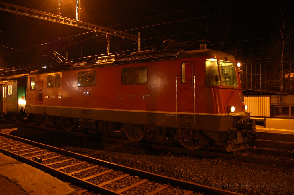 1840-0039-060410.jpg - SBB-CFF Re 4/4''' 11368 / Hinwil 6.4.2010