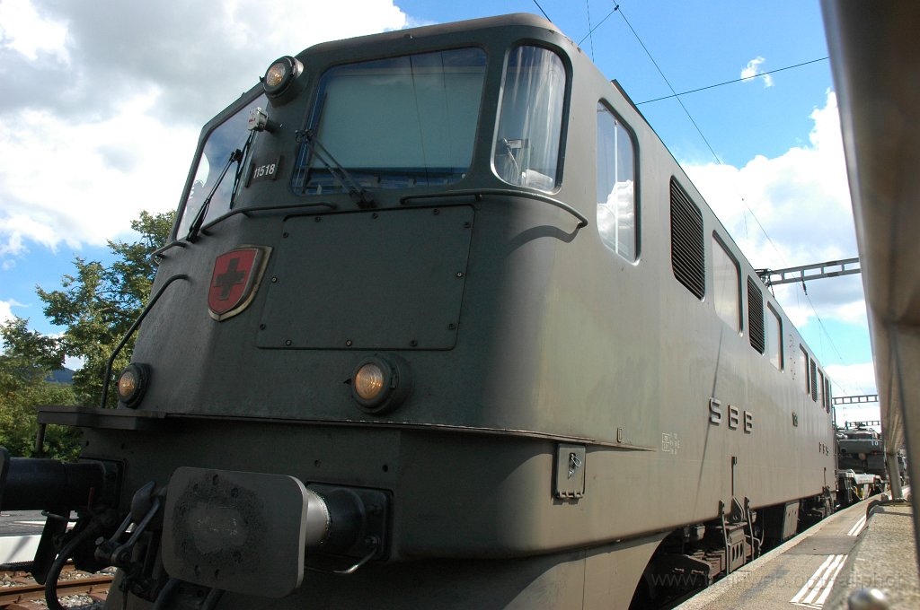 1981-0003-090910.jpg - Ae 6/6 11518 «Flüelen» / Hinwil 9.9.2010