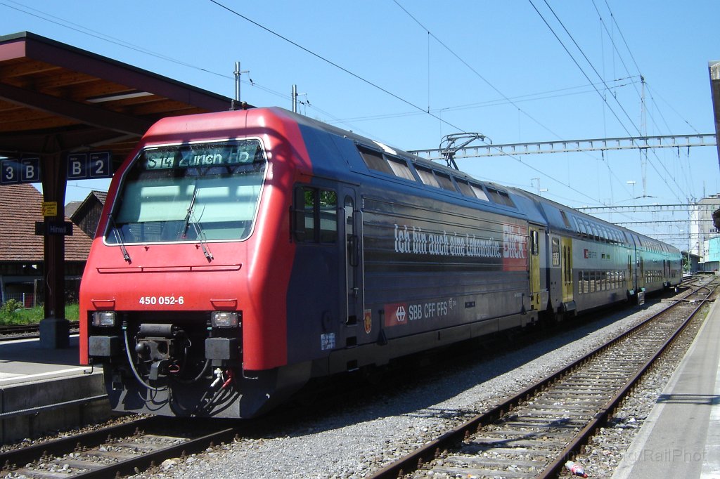 1043-0050-010505.jpg - SBB-CFF Re 450.052-6 «Lottstetten / Blick» / Hinwil 1.5.2005