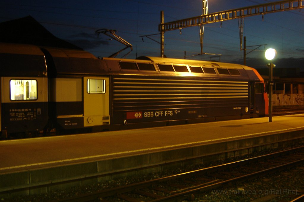 1061-0014-170605.jpg - SBB-CFF Re 450.108-6 «Uetikon am See» / Hinwil 17.6.2005