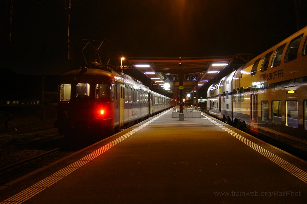 1440-0044-301107.jpg - SBB-CFF RBe 540.014-8 + RABe 514.004-1 / Hinwil 30.11.2007