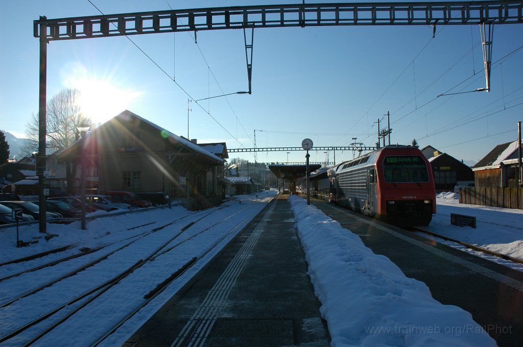 1618-0045-250209.jpg - SBB-CFF Re 450.089-8 «Bäretswil» / Hinwil 25.2.2009