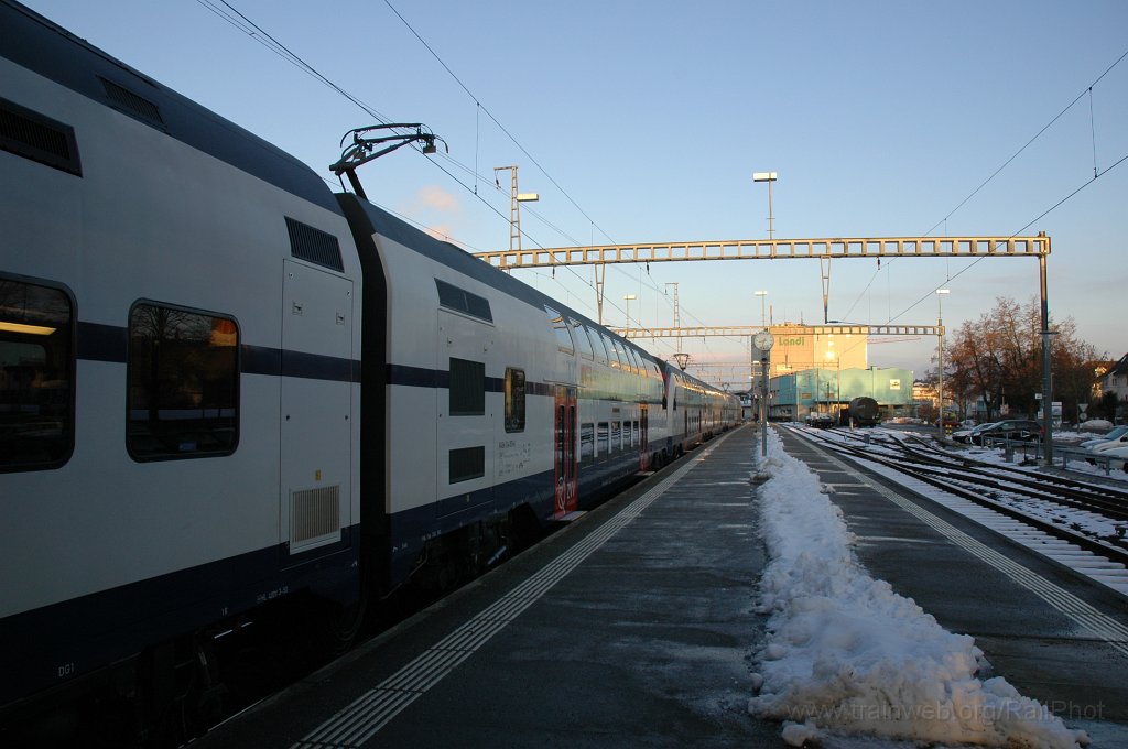 1808-0032-220110.jpg - SBB-CFF RABe 514.005-8 + RABe 514.019-9 / Hinwil 22.1.2010