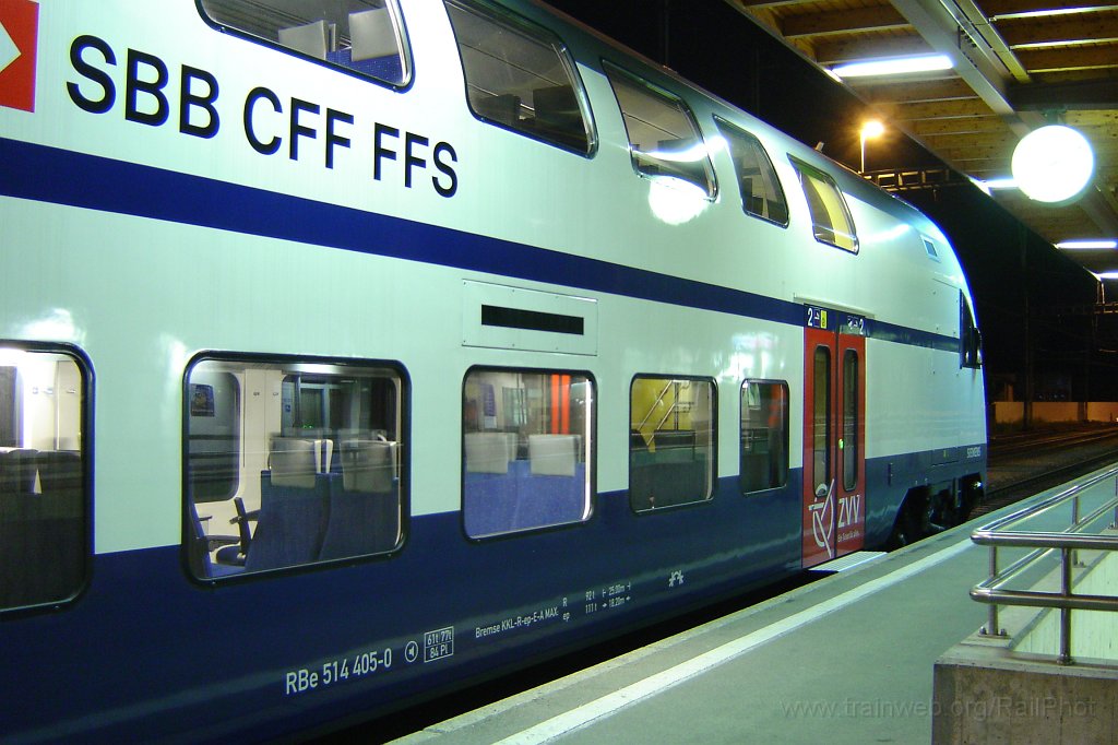 1175-0050-130506.jpg - RABe 514.005-8 / Hinwil 13.5.2006