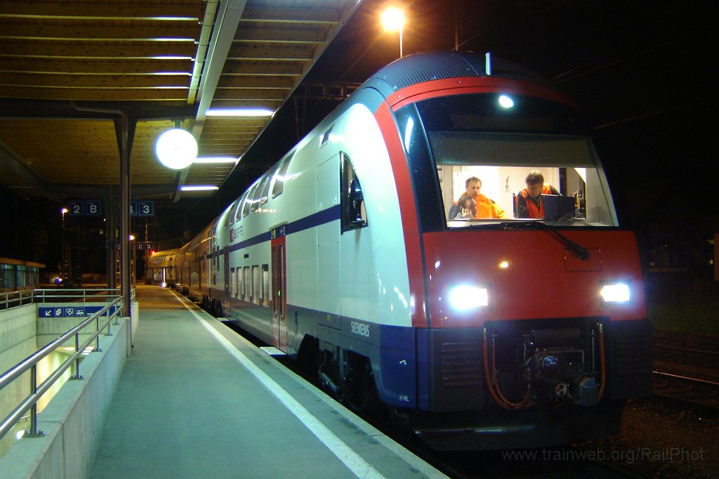 1176-0011-130506.jpg - RABe 514.005-8 / Hinwil 13.5.2006