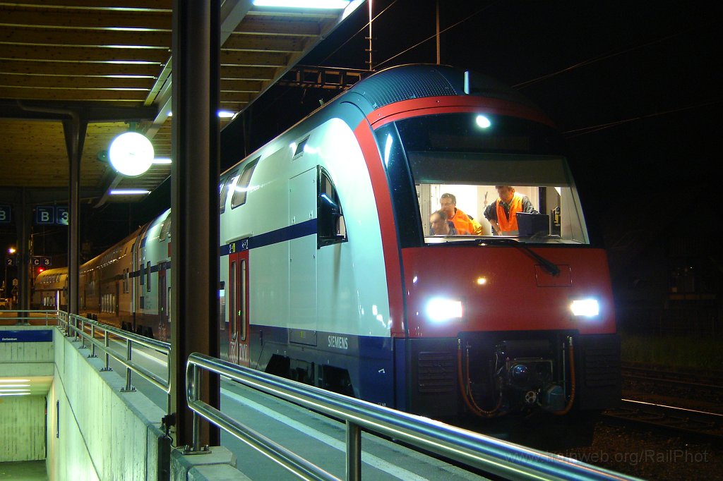 1176-0016-130506.jpg - RABe 514.005-8 / Hinwil 13.5.2006