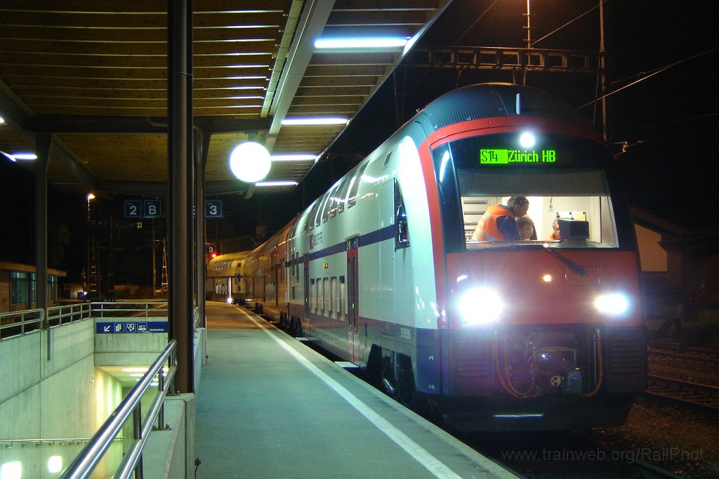 1176-0021-130506.jpg - RABe 514.005-8 / Hinwil 13.5.2006