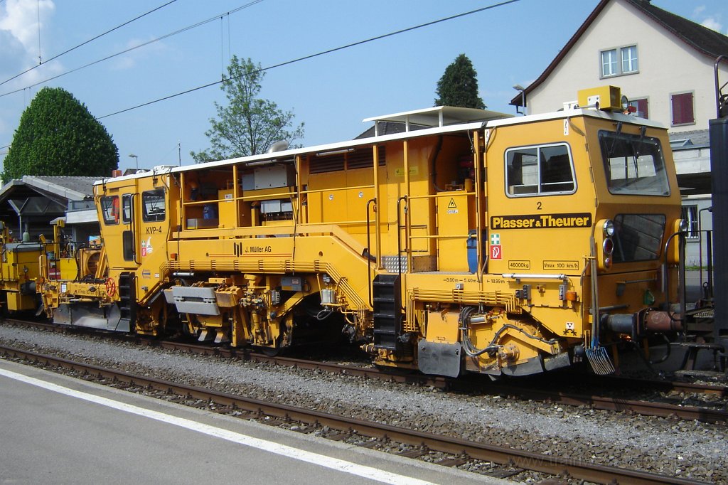 1327-0002-280407.jpg - Müller VTmas 80 85 95-81 904-2 / Hinwil 28.4.2007