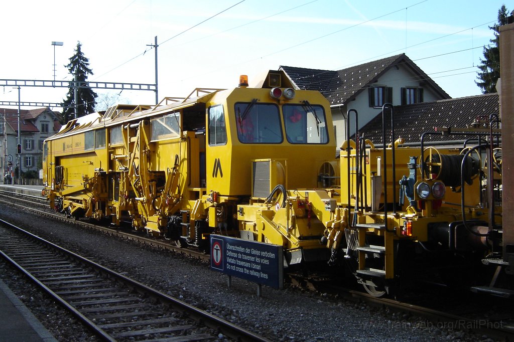 1456-0030-190308.jpg - Müller VTmaas 40 85 95 81 901-7 / Hinwil 19.3.2008