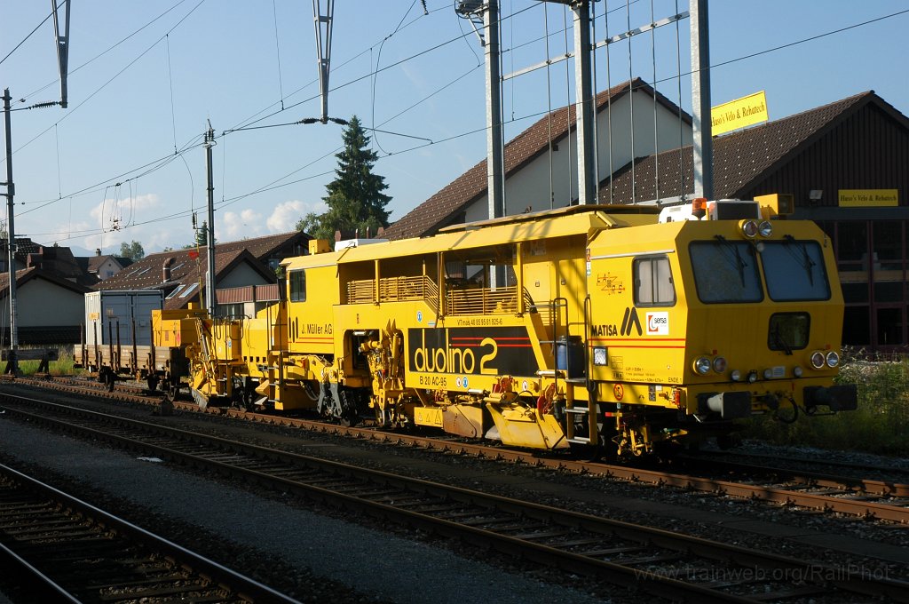 1688-0045-290609.jpg - Müller VTmas 40 85 95 81 925-6 «Duolino 2» / Hinwil 29.6.2009