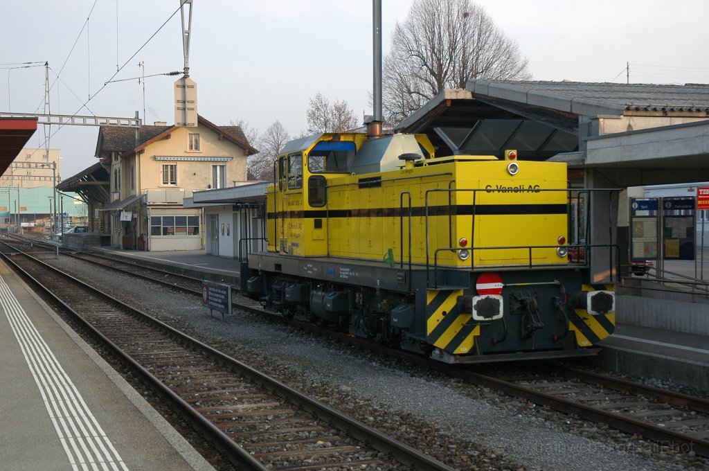 1841-0025-090410.jpg - Vanoli Bm 847.855-4 «Meggen» / Hinwil 9.4.2010
