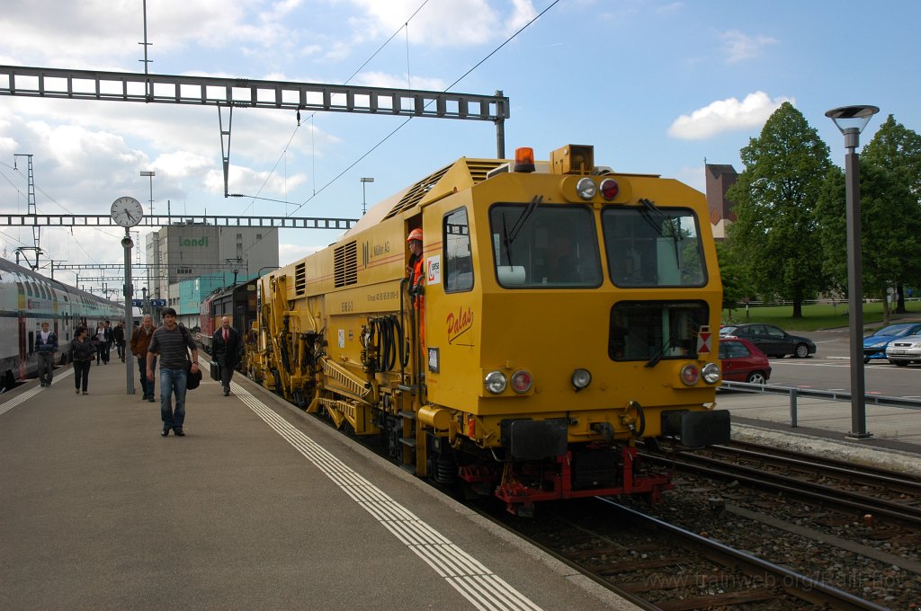1872-0038-210510.jpg - Müller VTmaas 40 85 95 81 910-8 «Palas» / Hinwil 21.5.2010