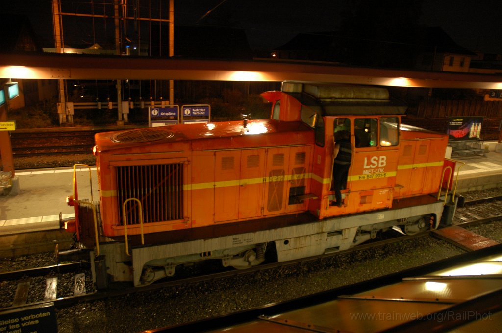 2004-0031-161010.jpg - LSB Em 847.901-6 / Hinwil 16.10.2010