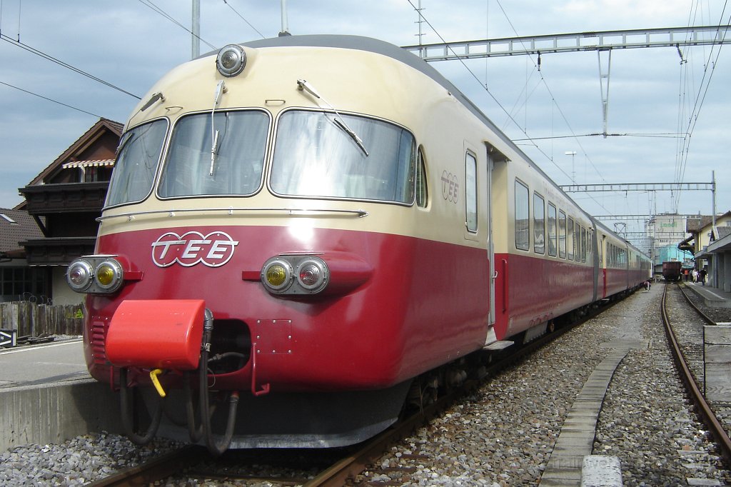 1049-0041-210505.jpg - RAe 1053 / Hinwil 21.5.2005