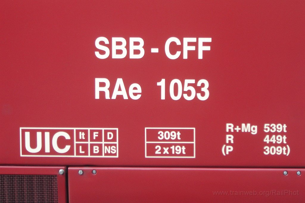 1050-0016-210505.jpg - RAe 1053 / Hinwil 21.5.2005