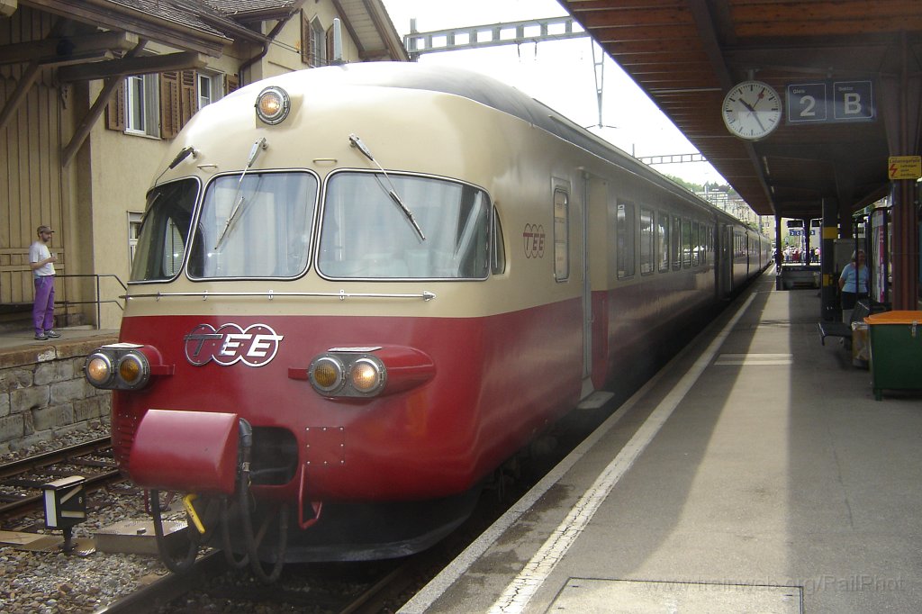 1050-0022-210505.jpg - RAe 1053 / Hinwil 21.5.2005
