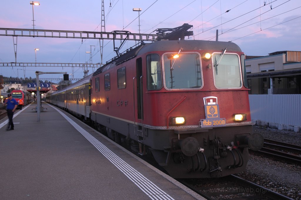1565-0014-200908.jpg - Re 4/4" 11201 / Hinwil 20.9.2008
