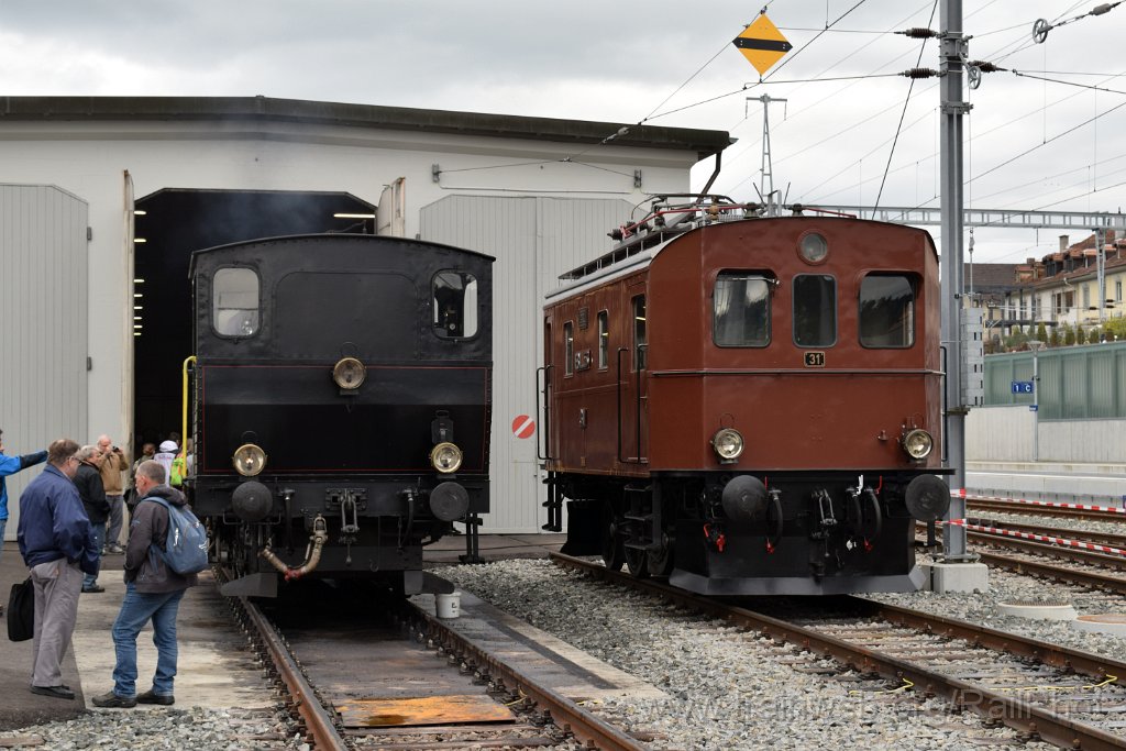 4698-0029-081017.jpg - LHB Ed 3/4 11 + BLS Te 2/3 31 / Huttwil 8.10.2017